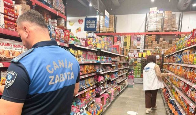 Canik Zabıtasından Grosmarketlere Sıkı Denetim