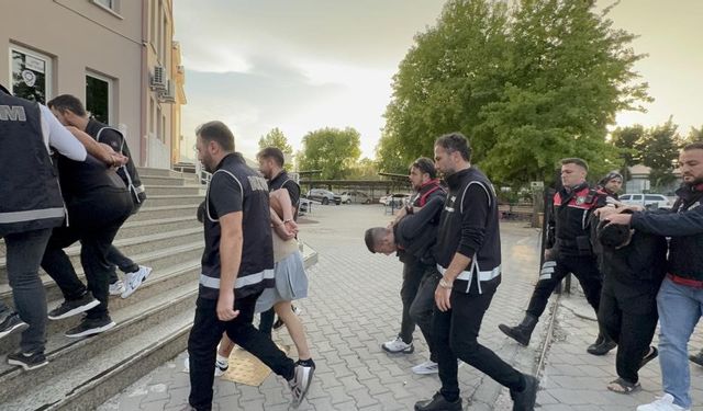 Fethiye'de Polise Kurşun Yağdırdılar