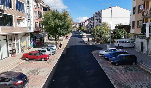 Hendek'in Ulaşımı Rahatladı: İki Caddeyi Baştan Yeniledi