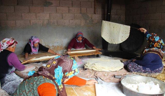 İmece geleneğiyle kış hazırlığı devam ediyor