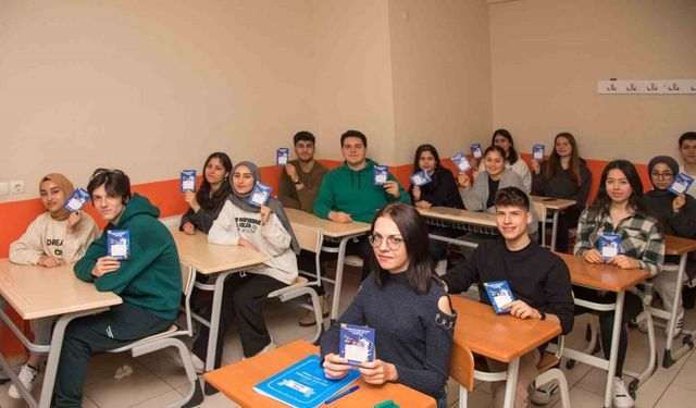 İzmir Menemen’de Eğitime Dijital Destek