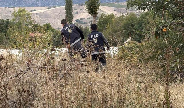 Kaçak Göçmen Konteyner Altında Yakalandı