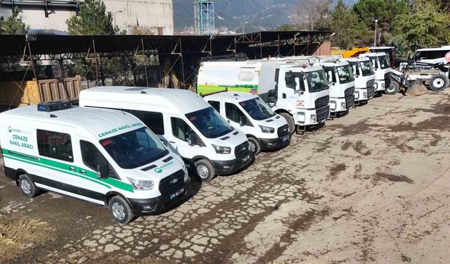 Karabük Belediyesi 9 araçla filosunu güçlendirdi