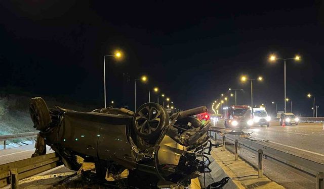 Kuzey Marmara Otoyolu’nda feci kaza : 2 ölü, 5 yaralı