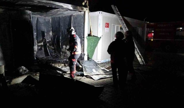 Malatya Konteyner Kentte Yangın Paniği