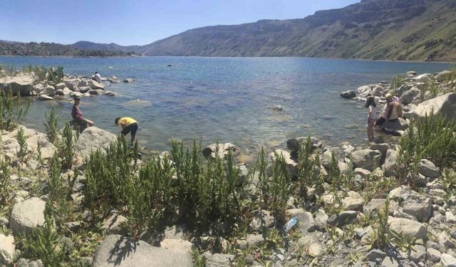 Nemrut Krater Gölü’nde Yasağa Uymayanlara Ceza Yağdı