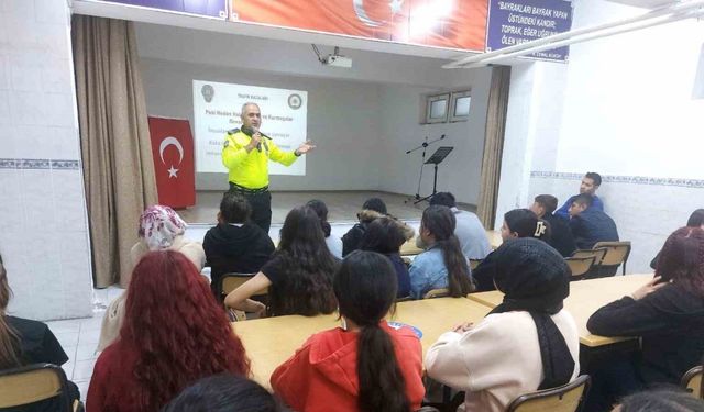 Niğde’de öğrencilere trafik eğitimi verildi