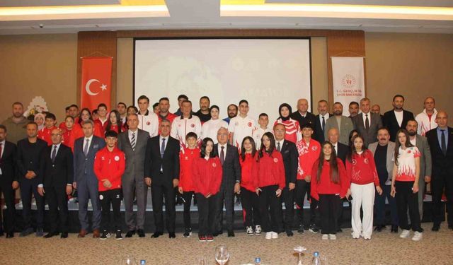 Sivas’ta "Zirvedeki Yiğidolar" ödüllerini aldı