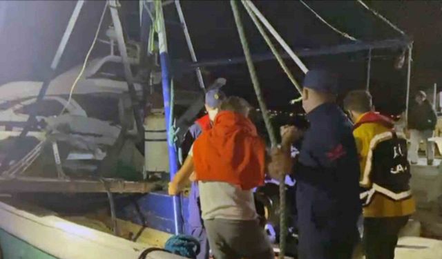 Rahatsızlanan vatandaşa Sahil Güvenlik’ten tıbbi tahliye