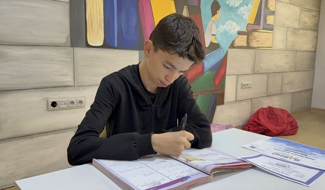 Uluslararası Matematik Olimpiyatında Öğrencilerden Başarı