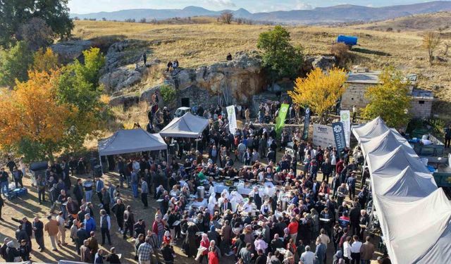 Yüzlerce yıllık gelenek şölene dönüştü