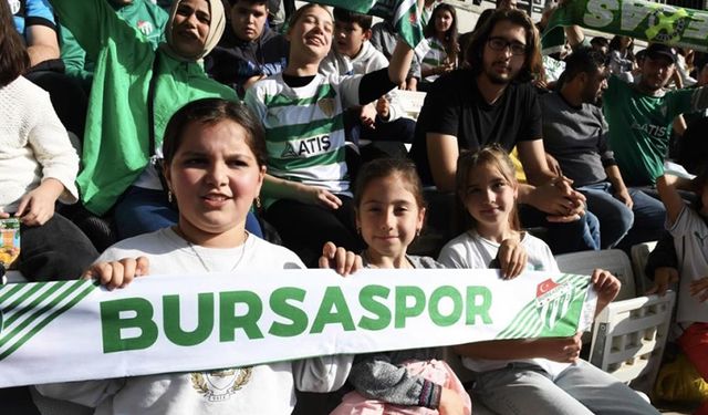 100 Çocuk İlk Kez Tribünde Bursaspor Maçı İzledi
