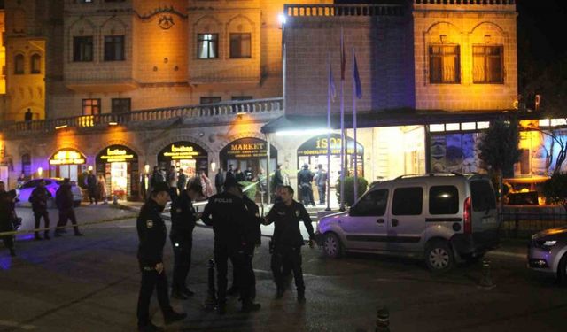 Baharatçı dükkanına silahlı saldırı: 1 ağır yaralı