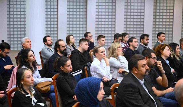 Bilişim sektörü BTSO Akademi’de geleceğin kodlarını yazdı