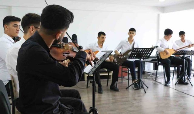 Diyarbakır Güzel Sanatlar Lisesi'nden Dünya Hedefli Korolar