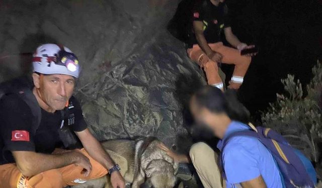 Doğa Yürüyüşüne Çıkan Adam Sarp Arazide Mahsur Kaldı!