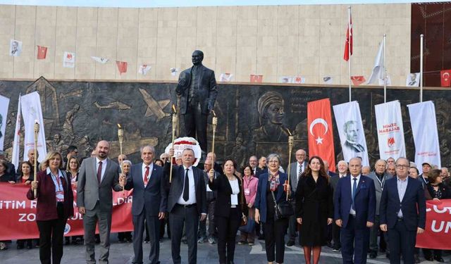 Eğitimin Meşalesi Yunusemre'de Yakıldı