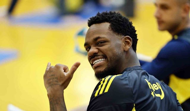 Fenerbahçe'de Rizespor Mesaisi Başladı: Gözler 13. Haftaya Çevrildi