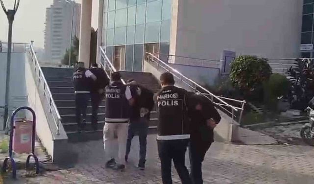 Hatay’da Narkotik Operasyonu: Üç Zanlı Cezaevine Gönderildi