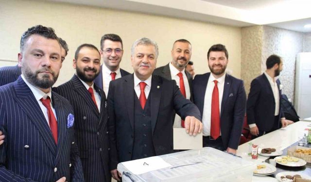 Kayseri'de Sandıktan Kırmızı Liste Çıktı