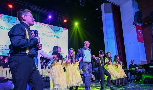 Küçük kalplerden büyük ezgiler