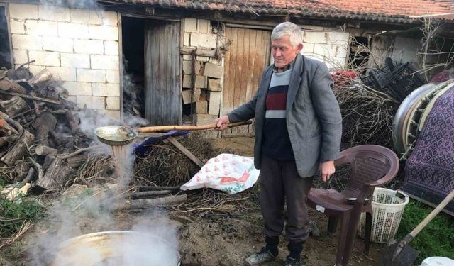 Manisa Sarıgöl'de pekmez yapımına hız verildi