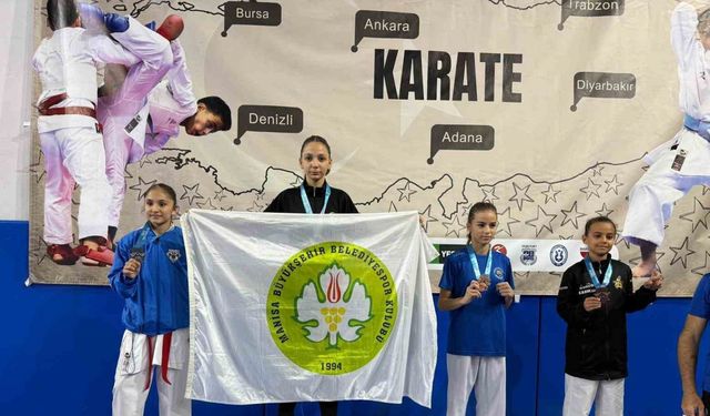 Türkiye Yıldızlar Ligi’nde Manisa BBSK’dan 53 madalya