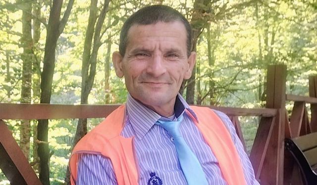 Üzerine Ağaç Devrilen Belediye Çalışanı Hayatını Kaybetti