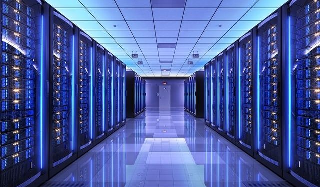 Yapay Zekâ Dönüşümüne Dev Veri Merkezi