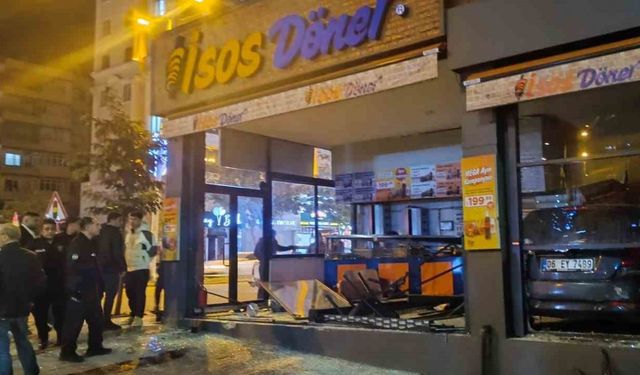 Yeni Açılan Dönerci Dükkanı Hurdaya Döndü