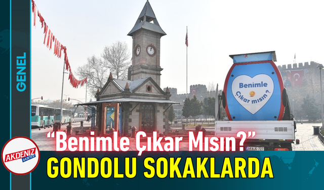 “Benimle Çıkar Mısın?” Gondolu Sokaklarda!