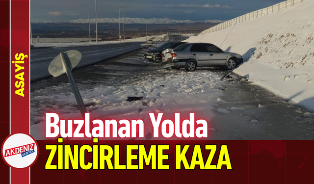 Buzlanan Yolda Zincirleme Kaza!