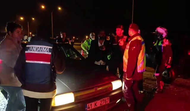 Alkollü sürücü direndi, bir diğeri tepki gösterdi