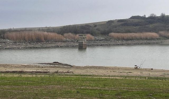Hayrabolu Göleti’nde su seviyesi ciddi oranda düştü
