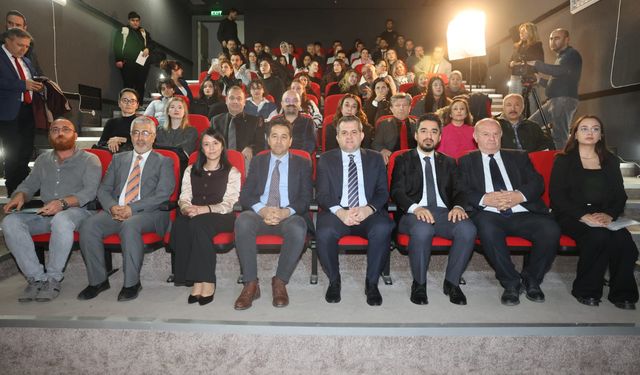 10 Ocak’ta ÇÜ’de Yapay Zeka Ve Medya Ekonomisi Ele Alındı