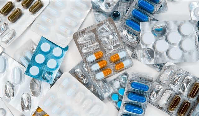 Eczacılardan Antibiyotik Uyarısı: Tedarik Sıkıntısı Küresel Boyutta!