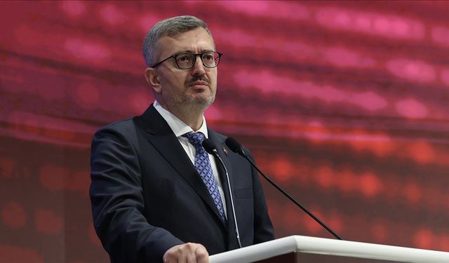 İletişim Başkanı Duran: TRT Genç Küresel Tek Tipleşmeye Karşı Güçlü Bir Ses!