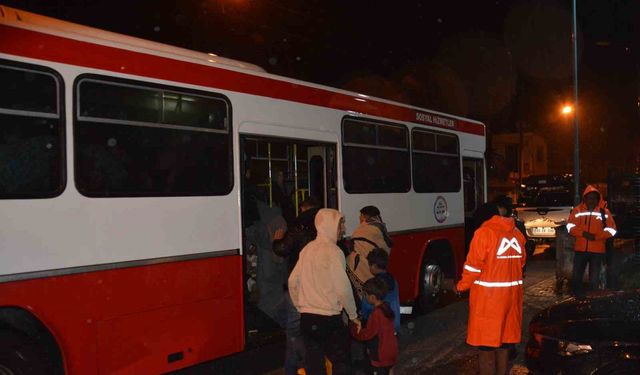 Tarsus’ta Sel Seferberliği: İşçiler Tahliye Edildi