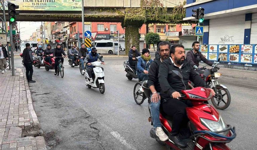 Motosiklet yoğunluğu Adana'yı Hindistan'a çevirdi!