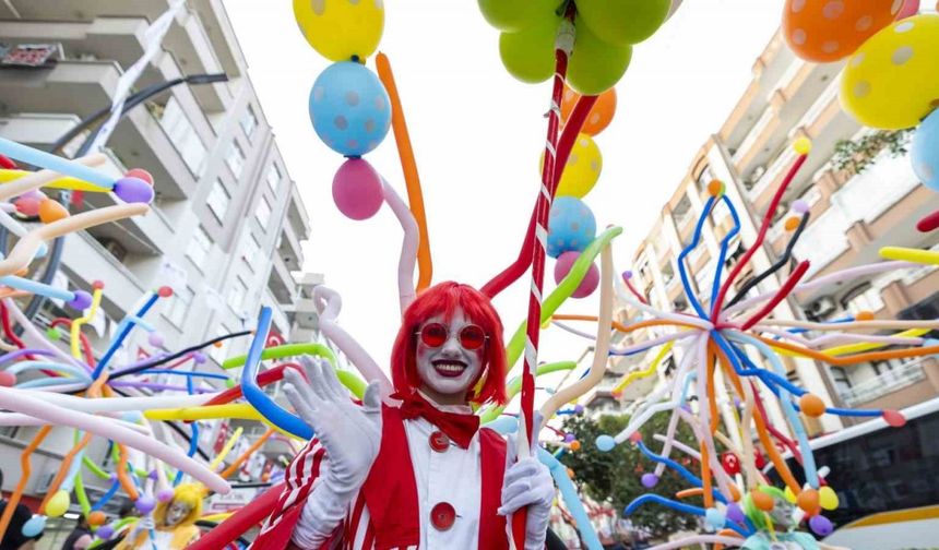 Tarsus Festivali tüm görkemiyle devam ediyor