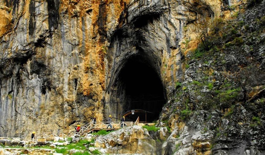 Zindan Mağarası Kış Sezonu İçin Ziyarete Kapatıldı