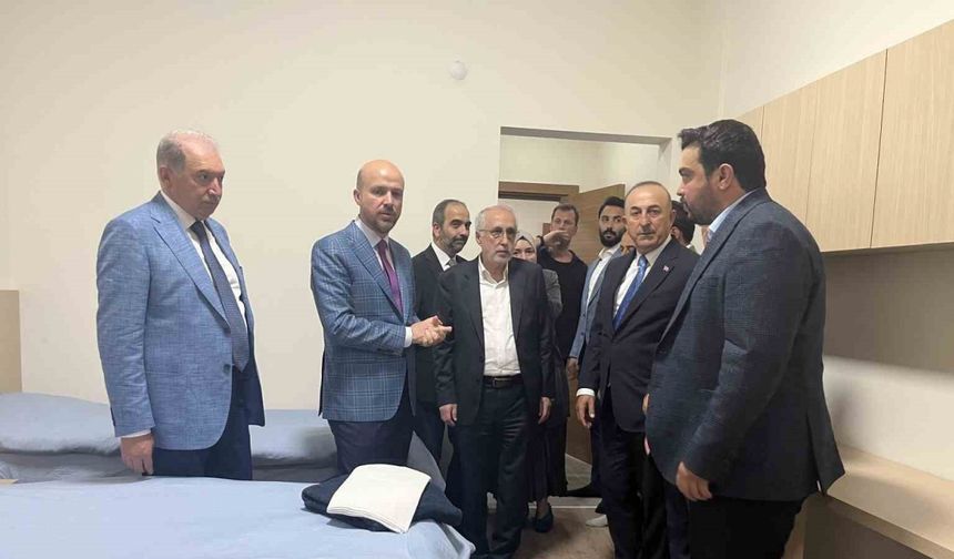 Alanya’da Yeni Okul Açılışı: Bilal Erdoğan’dan Öğretmen Vurgusu