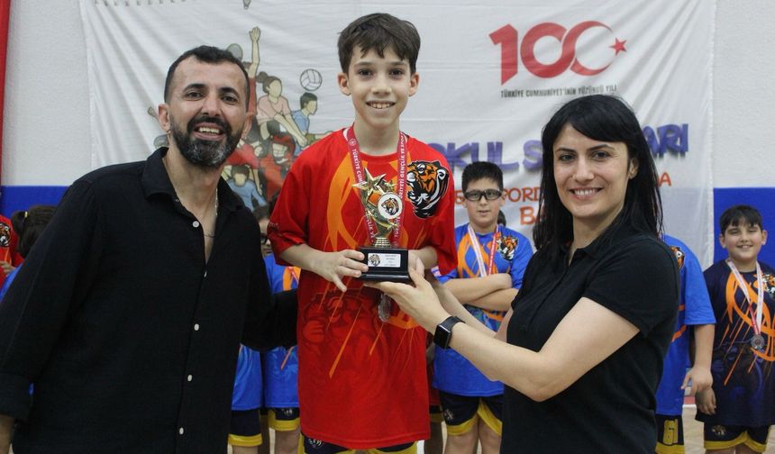 Osmaniye'de U11 Yerel Basketbol Ligi Sona Erdi