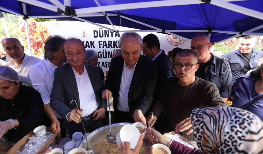 Kepez’de Dünya Çölyak Günü’nde 4 Bin Kişiye Glutensiz Aşure Dağıtıldı