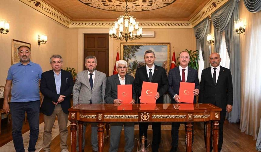 Manavgat'a 24 Derslikli Yeni Ortaokul İçin İlk Adım Atıldı