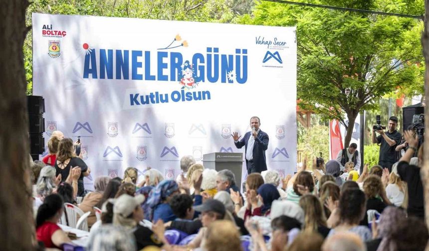 Mersin Büyükşehir Belediyesi'nden Anneler Günü Etkinliği