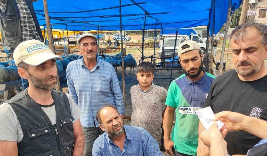 Polis, kurban satıcılarını dolandırıcı ve hırsızlara karşı uyardı