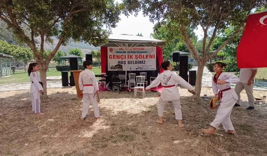 Anamur'da Sürpriz Ödüllü Gençlik Şöleni