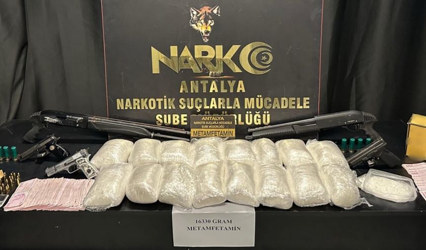 Antalya'da Narkotik Operasyonları Düzenlendi