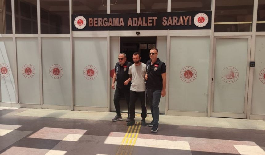 Bergama'da Mısır Tarlasına Saklanan Zehir Taciri Yakalandı